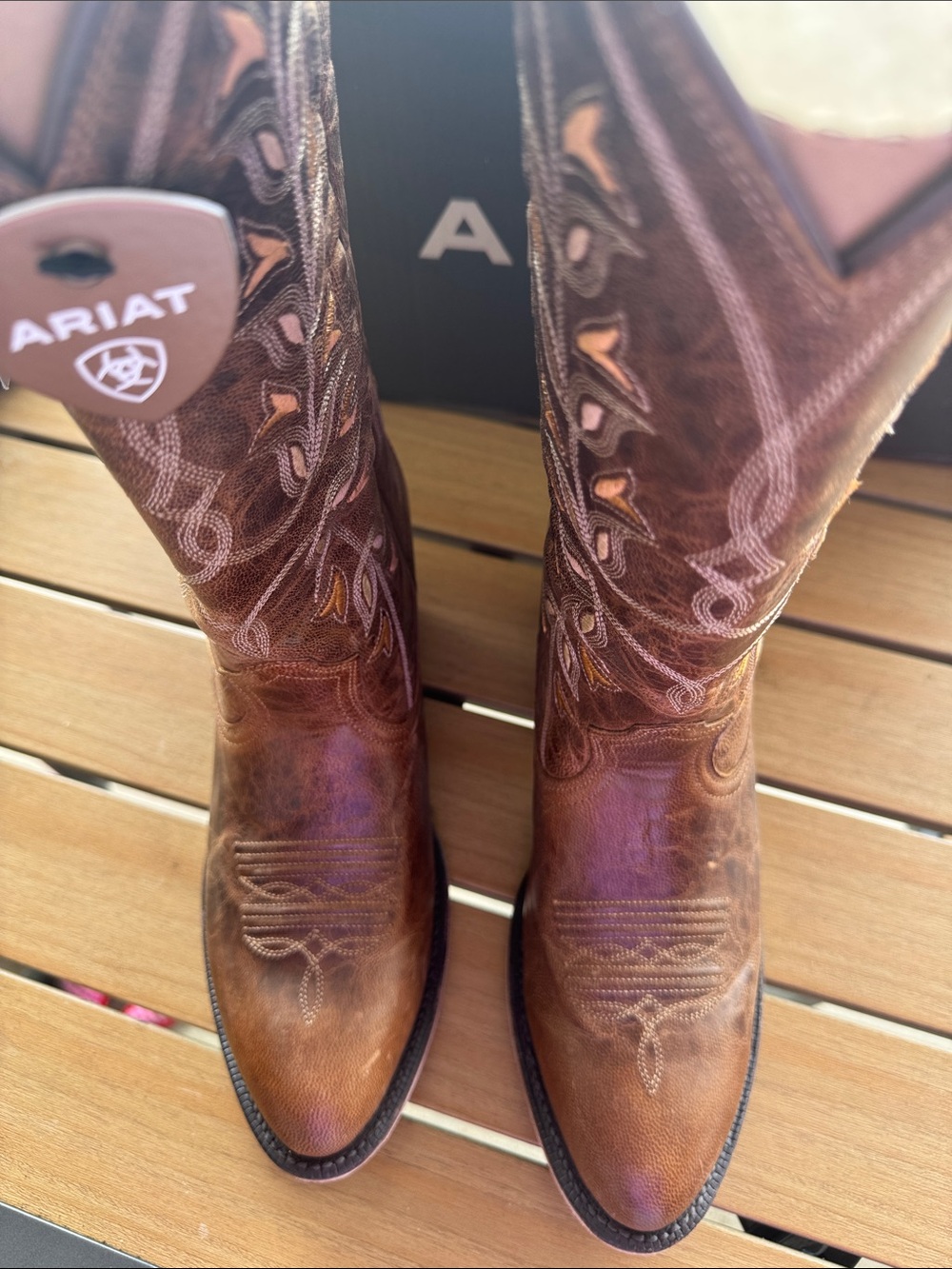 👢NWT Ariat Women’s Desert Holly Leather Western Boots with Embroidered leaves👢 - Picture 5 of 12